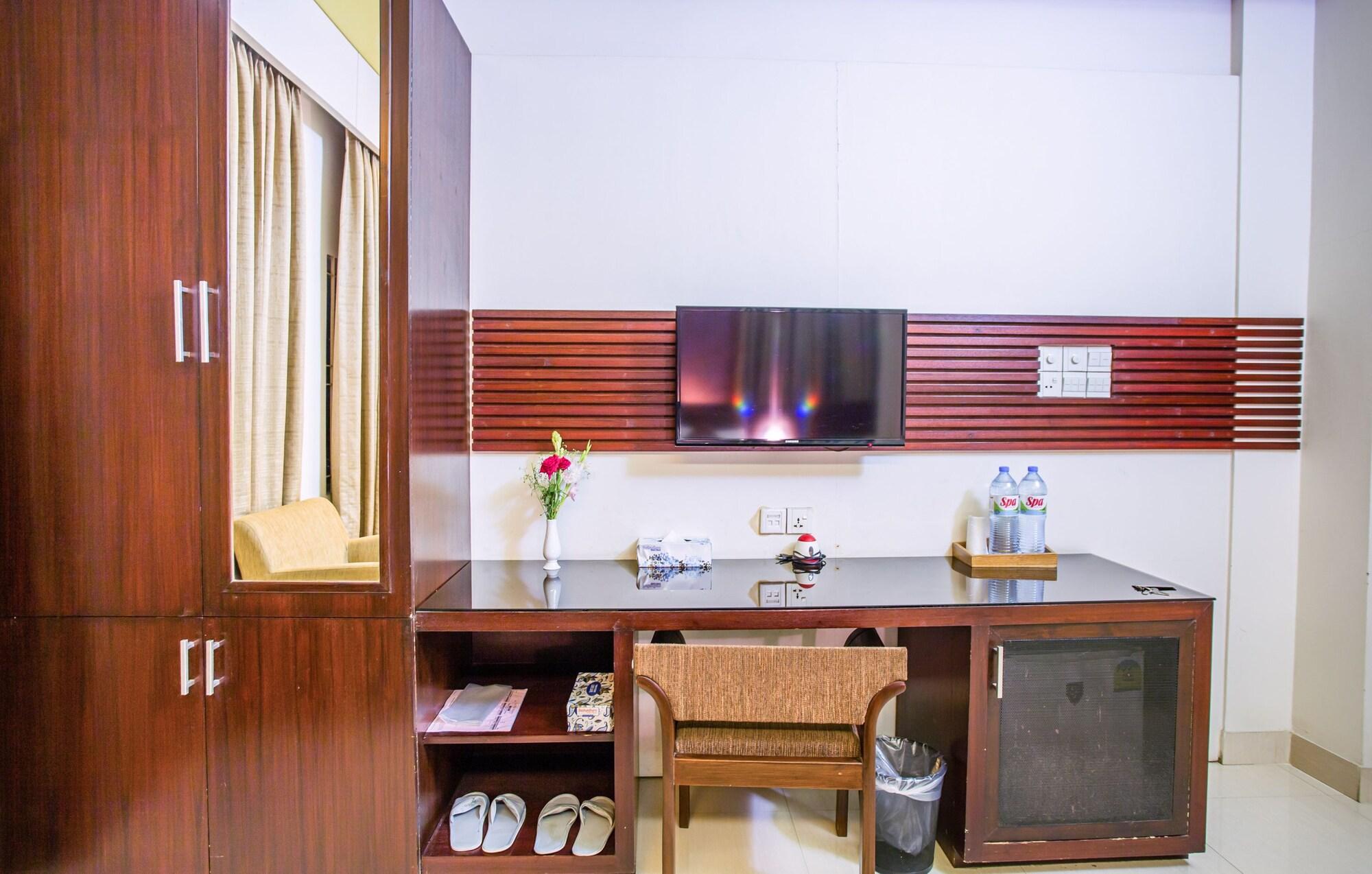 Hotel La Villa Western By Sea Pearl Beach Resort & Spa Дакка Екстер'єр фото