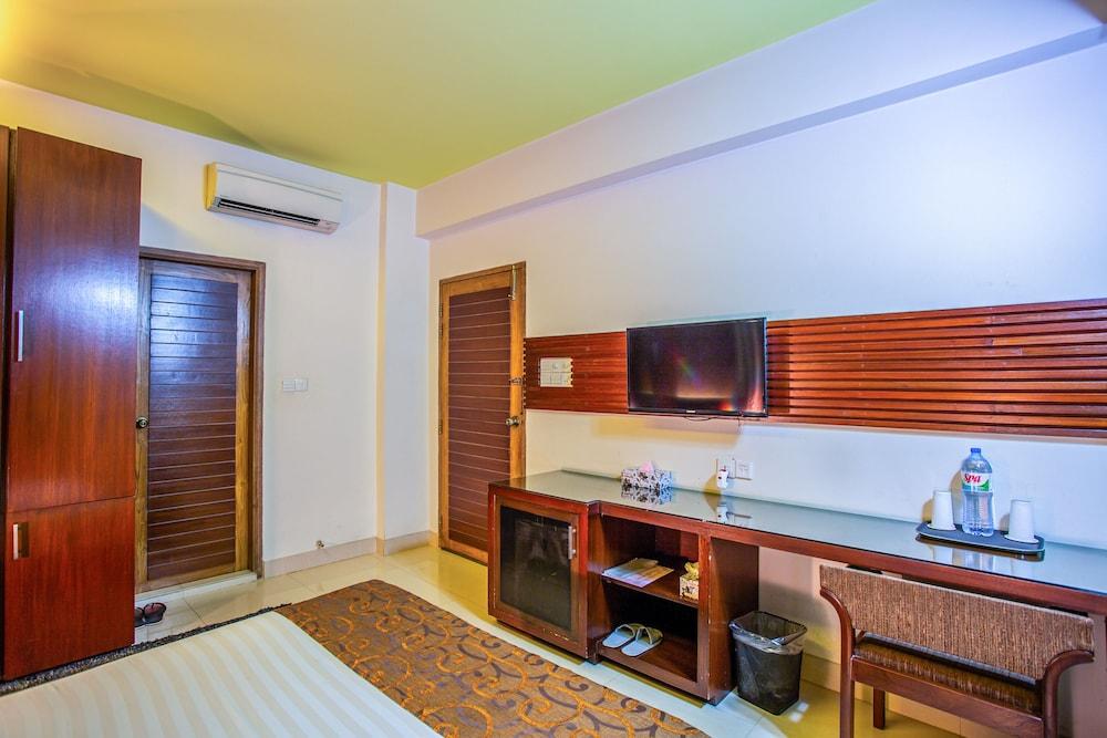 Hotel La Villa Western By Sea Pearl Beach Resort & Spa Дакка Екстер'єр фото