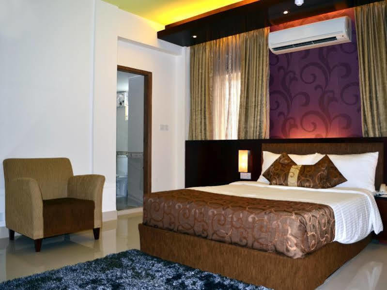 Hotel La Villa Western By Sea Pearl Beach Resort & Spa Дакка Екстер'єр фото